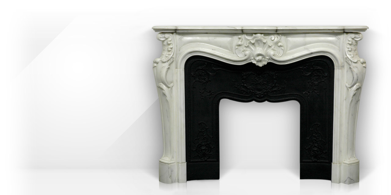 The Comtesse de Mailly mantel is a custom-made mantel with a richly carved decor characteristic of the Louis XV style.
