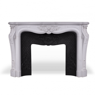 Païva is a superb custom made marble fireplace of Louis XV style carved ornaments. 