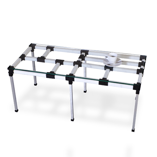 Maison & Maison, designers and creators in marble, present their model of coffee table in a mix of marble and 3D printing from the “Internet”  collection: Connection
